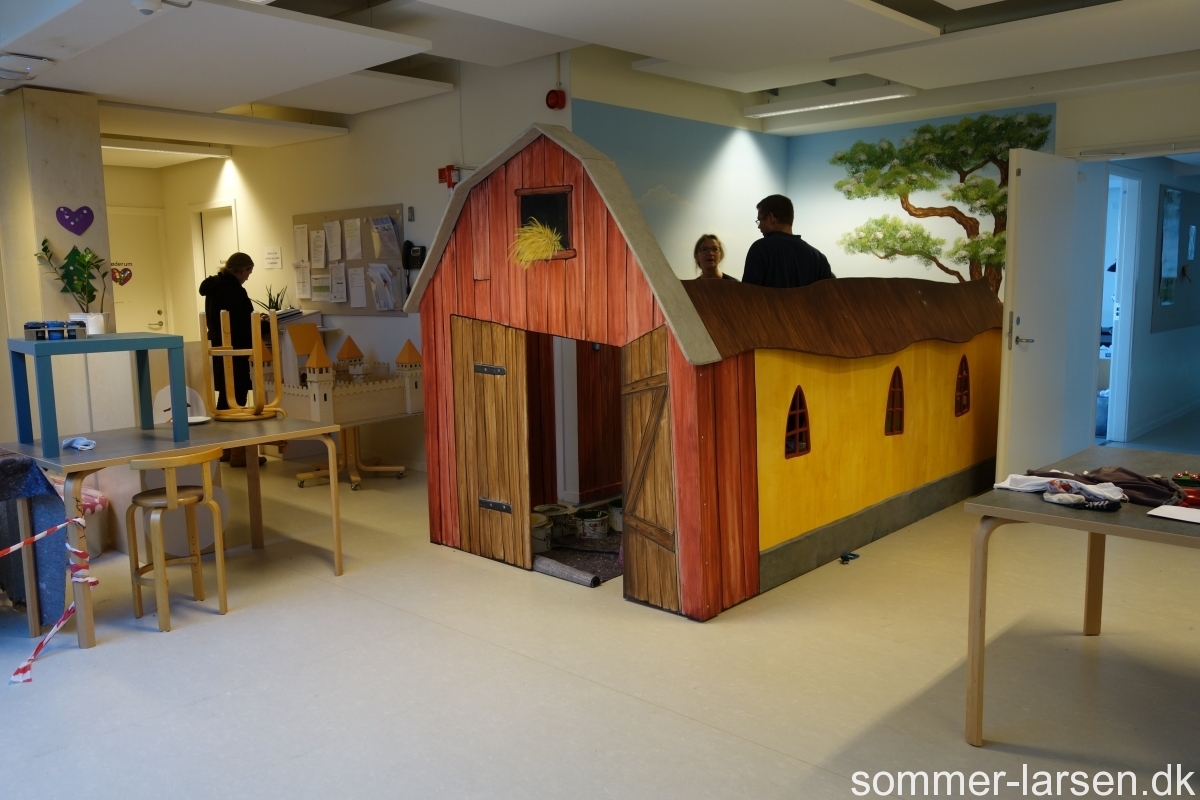 Børnehuset-Drømmebakken-Indretning-institution-legeredskaber-Sommer-Larsen    