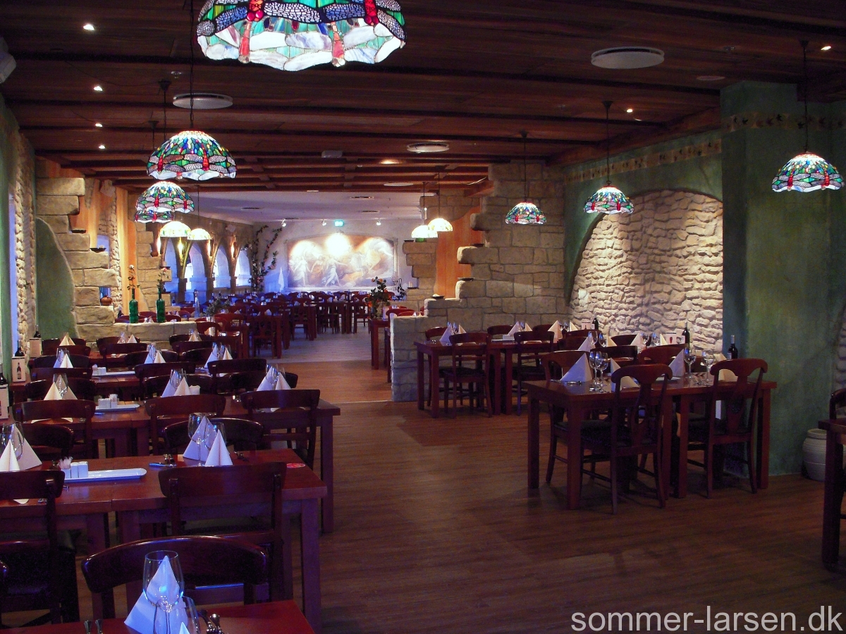 restaurant-indretning-udsmykning-Lalandia-Sommer-Larsen-4  